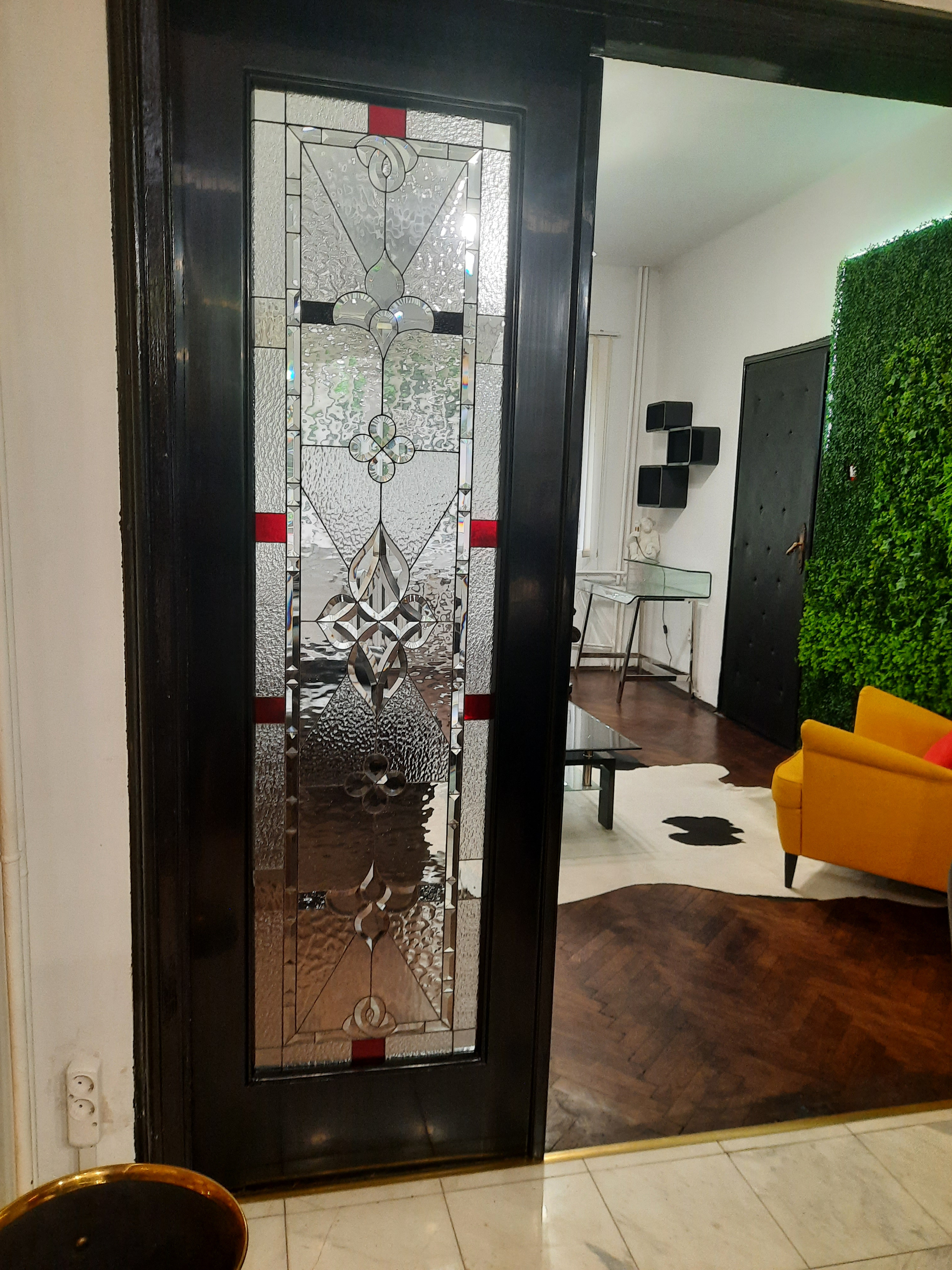 Door Model 221 — Cardinal Collection craftsmanship detail