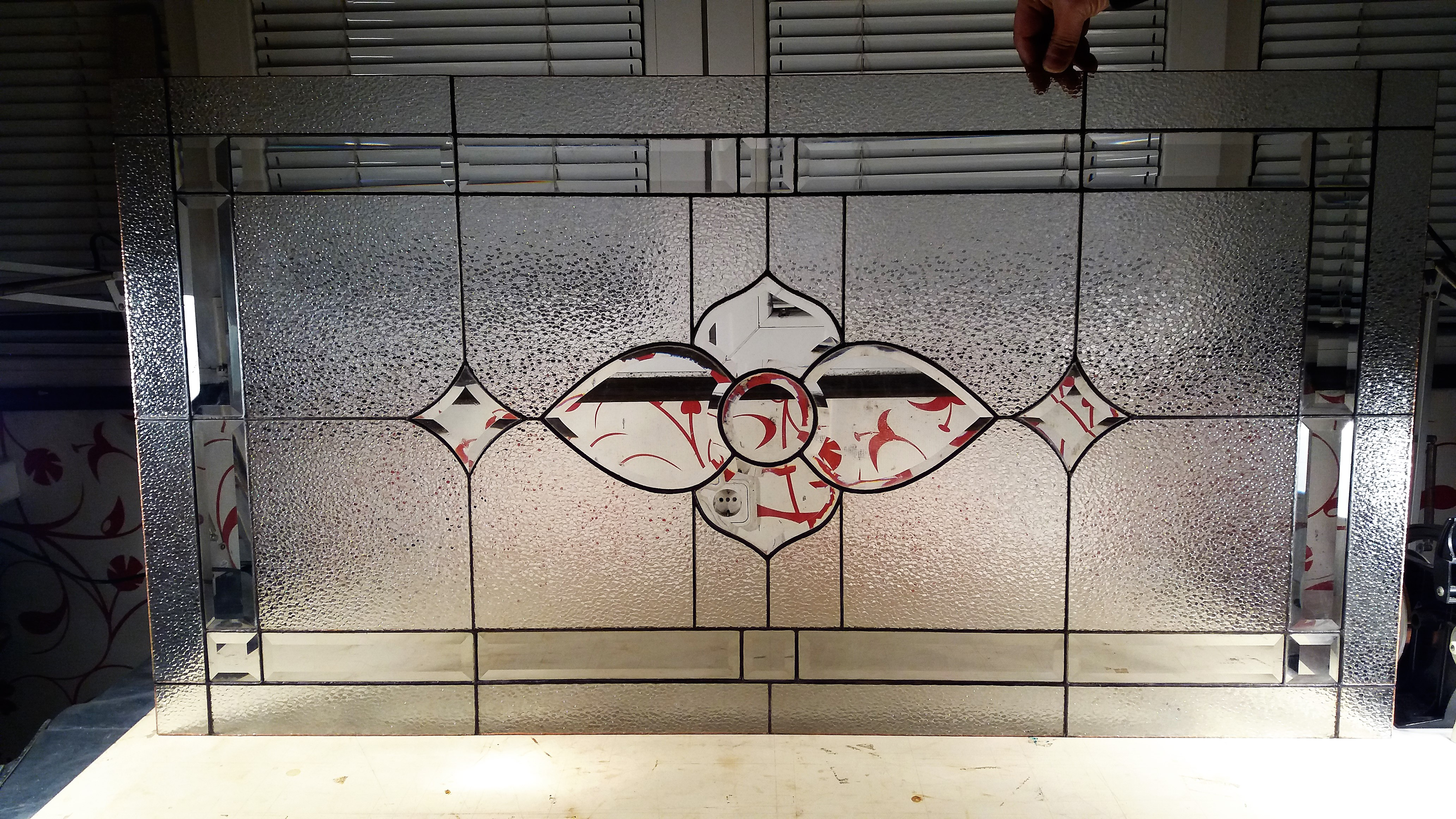 Door Model 309 — Amber Fleur stained glass detail