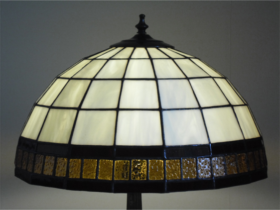 Handmade Tiffany stained glass lamp Model 410
