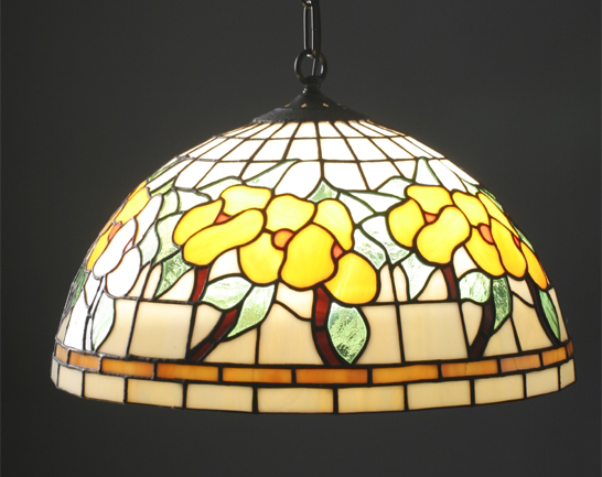 Handmade Tiffany stained glass lamp Model 411