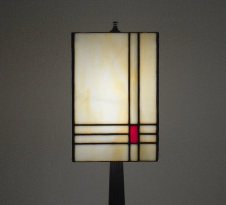 Handmade Tiffany stained glass lamp Model 419