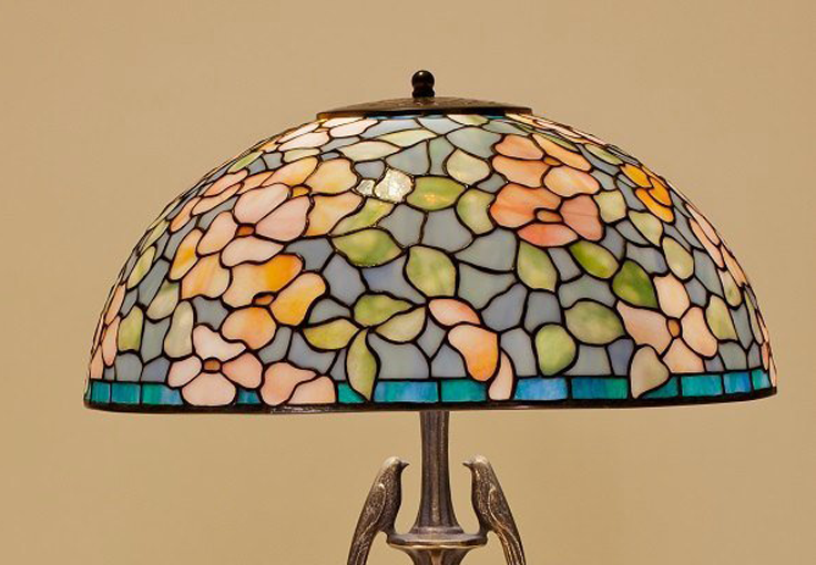 Handmade Tiffany stained glass lamp Model 423