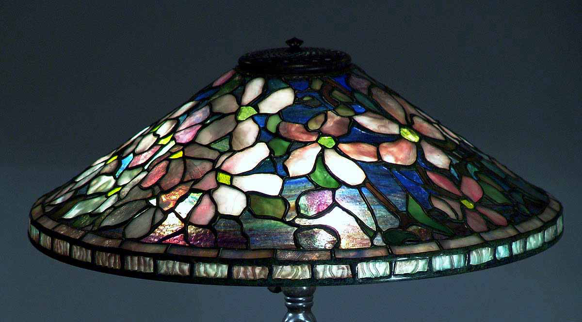 Handmade Tiffany stained glass lamp Model 437