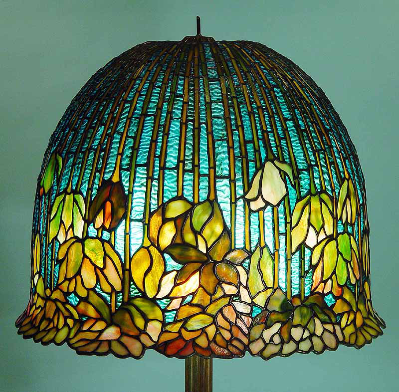 Handmade Tiffany stained glass lamp Model 440