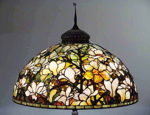 Handmade Tiffany stained glass lamp Model 479